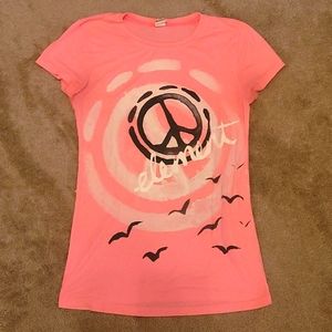 Element brand T-shirt. Bought from The Buckle. 26" long. Bright pink color. Exce